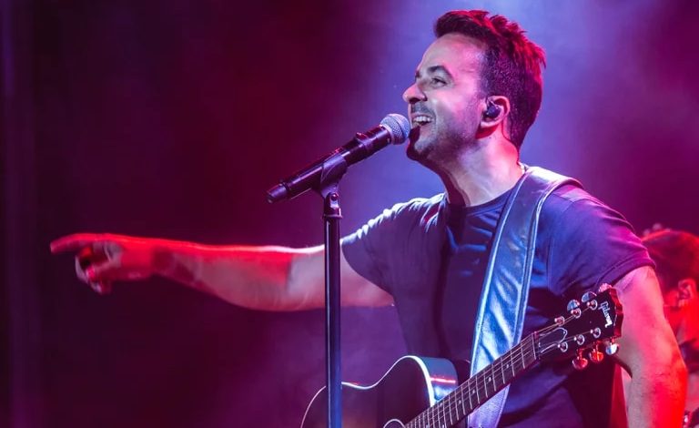 Luis Fonsi pospuso su concierto en Venezuela