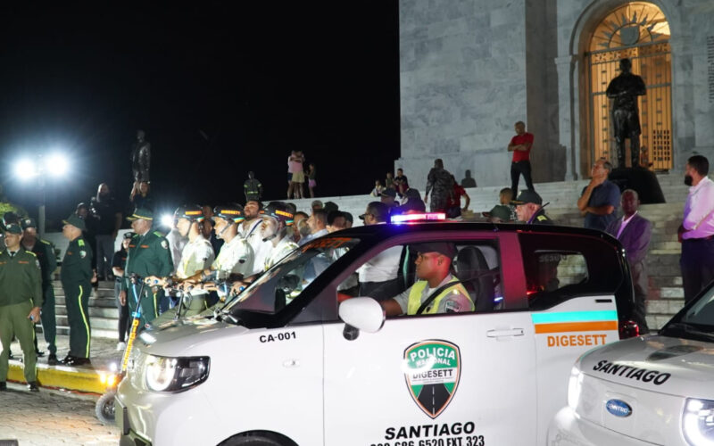 DIGESETT incorpora vehículos y patinetas en patrullaje de Santiago
