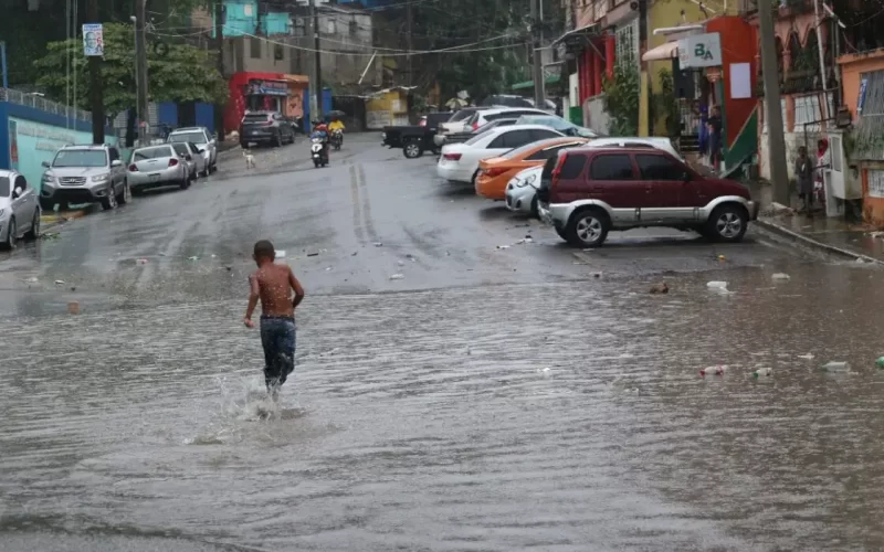 Más de 50 comunidades incomunicadas por las lluvias