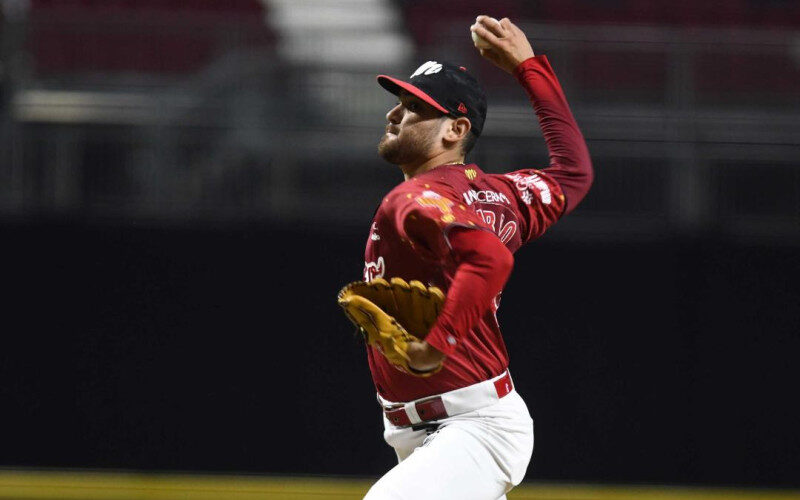 Edwin Fierro es el nuevo relevista importado de los Tigres del Licey