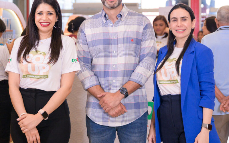 Farmacia Carol celebra el mes de las madres